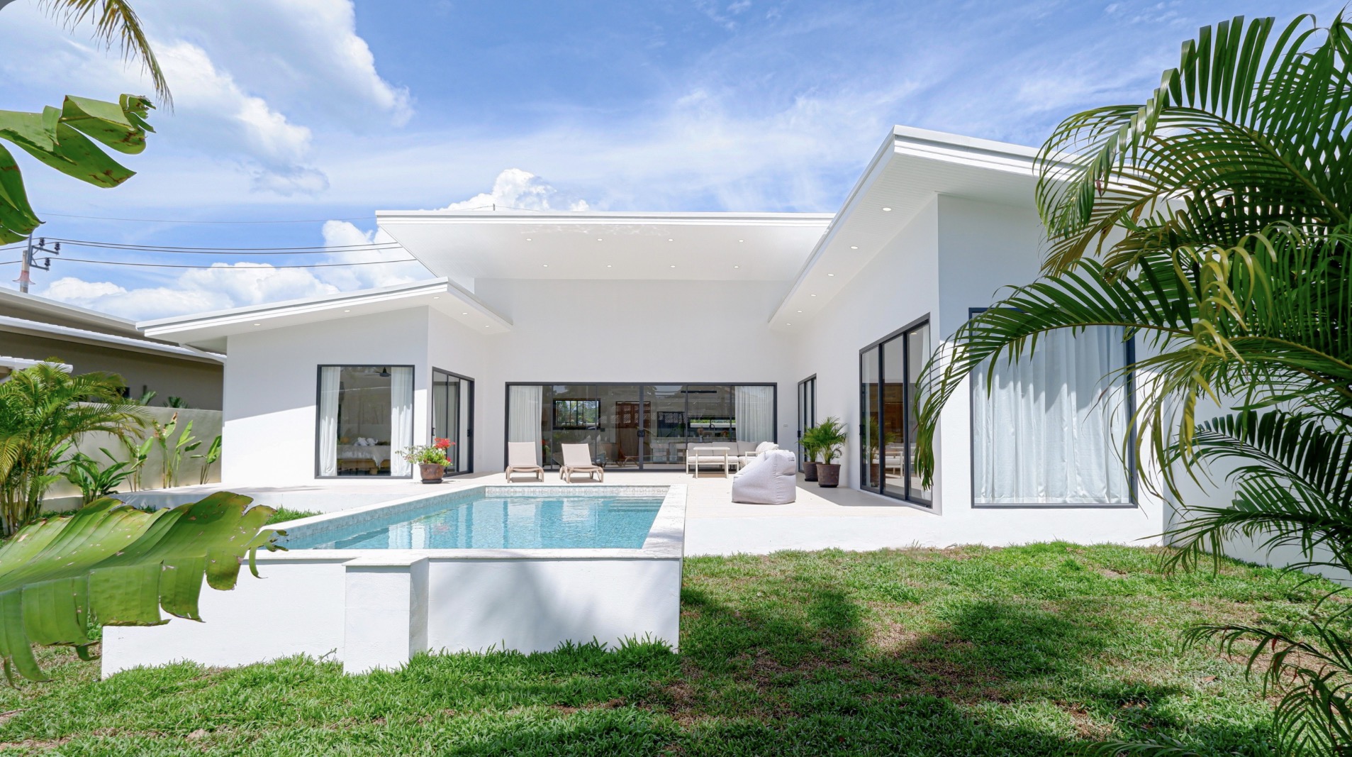 Modern 3-Bedroom Villa for Rent (NEW)